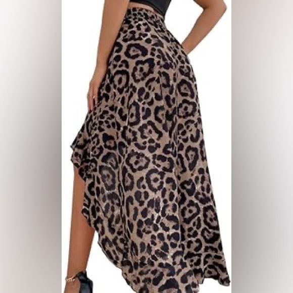 Leopard Ruffle Hem High-Low Skirt - Picture 2 of 14